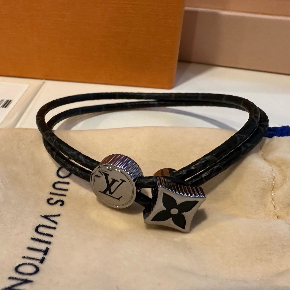Louis Vuitton Catch It Bracelet